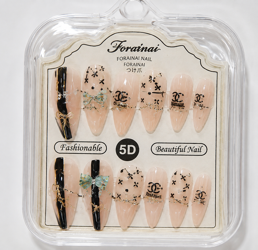 Stylish Artificial Nails